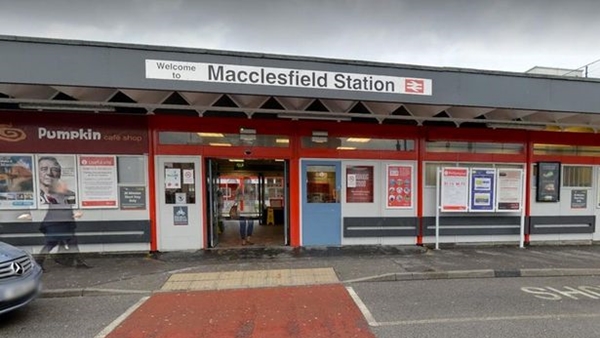 Macclesfield-Station İngiltere'de intiharın yaşandığı tren istasyonu